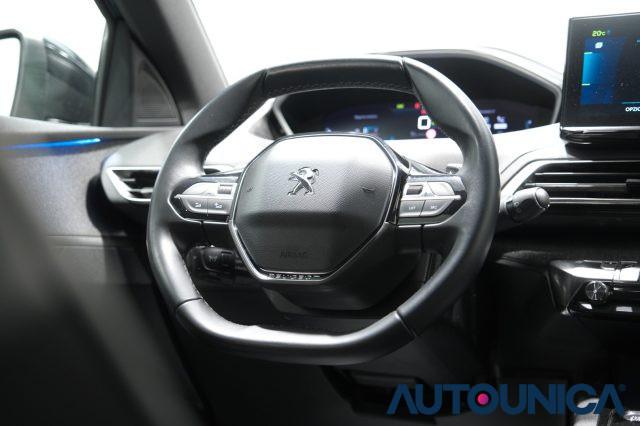 PEUGEOT 3008 HYBRID4 300 E-EAT8 ALLURE PACK