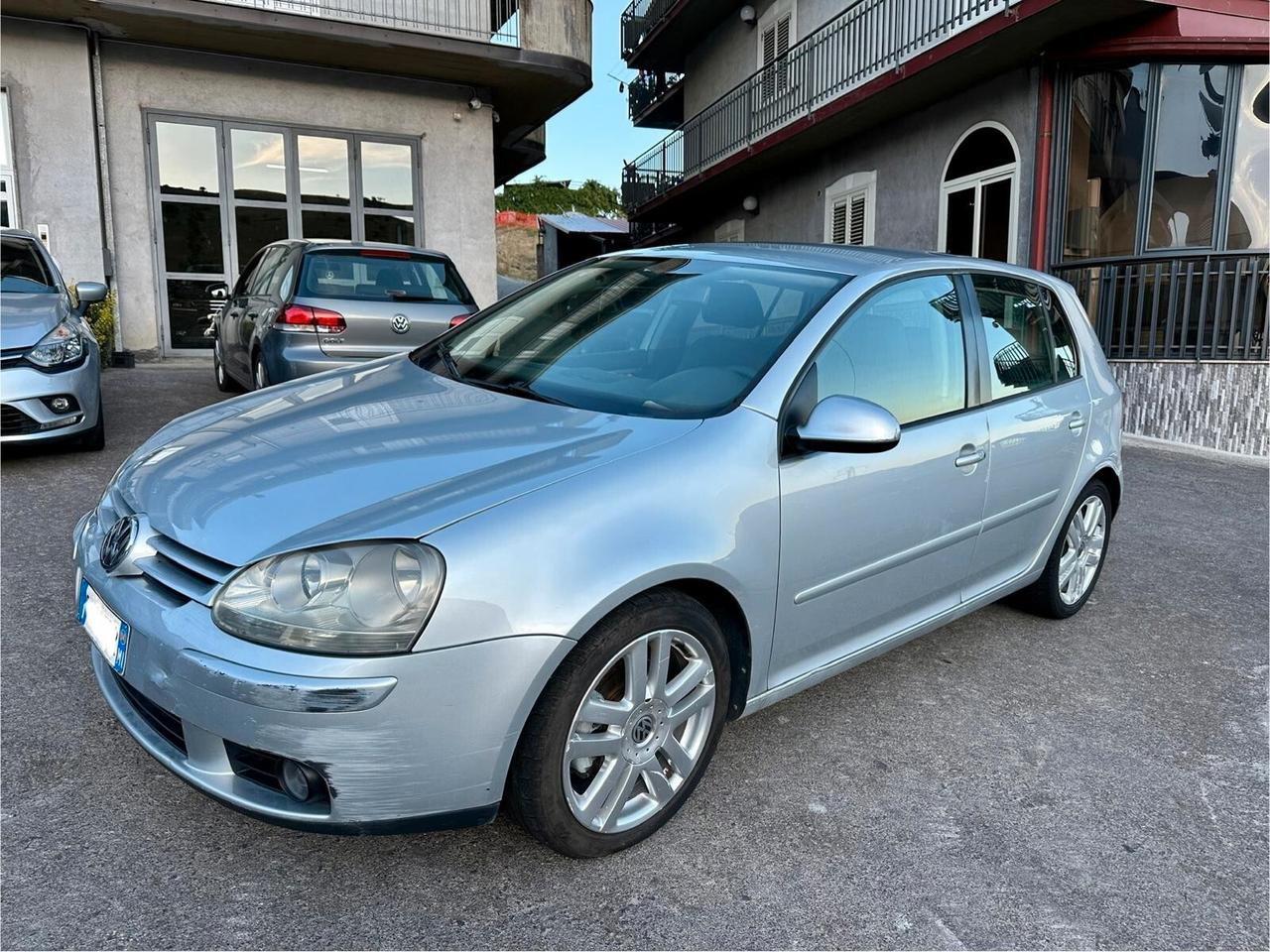 Volkswagen Golf 2.0 16V TDI 5p. Sportline