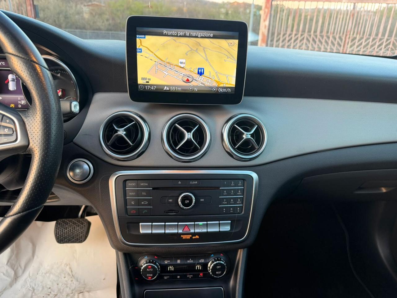 Mercedes-benz GLA 200 d 136cv -SPORT- TETTO A