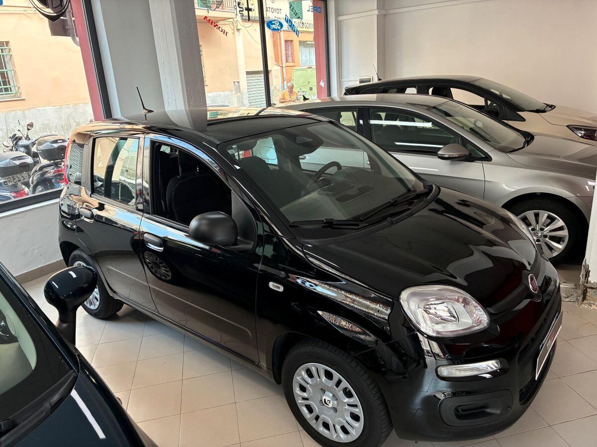 Fiat Panda 1.0 FireFly S&S Hybrid Pandina