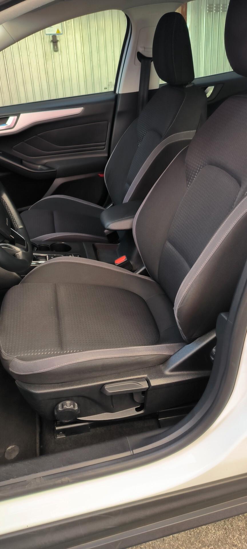 Ford Focus 1.5 EcoBlue 120 CV automatico SW Business Co-Pilot