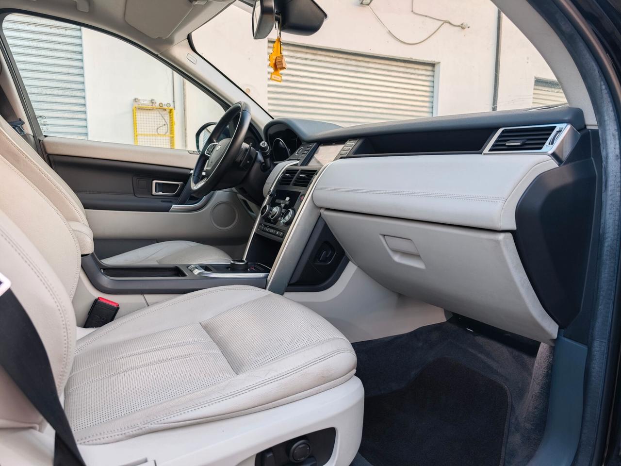 Land Rover Discovery Sport 2.0 TD4 180 CV