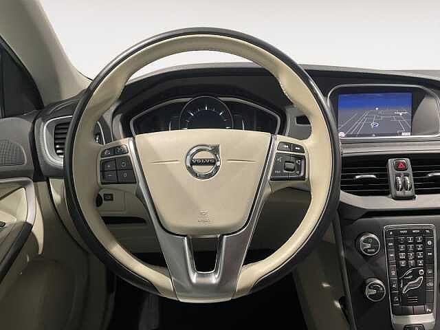 Volvo V40 2.0D 120CV Business Plus - IVA ESPOSTA