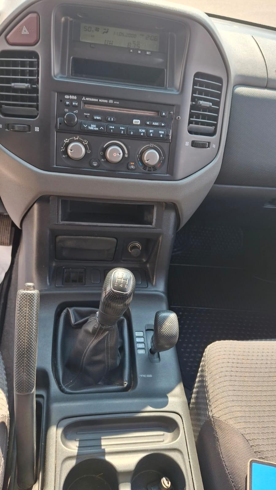 Mitsubishi Pajero 3.2 DI-D 16V 3p. Intense DPF
