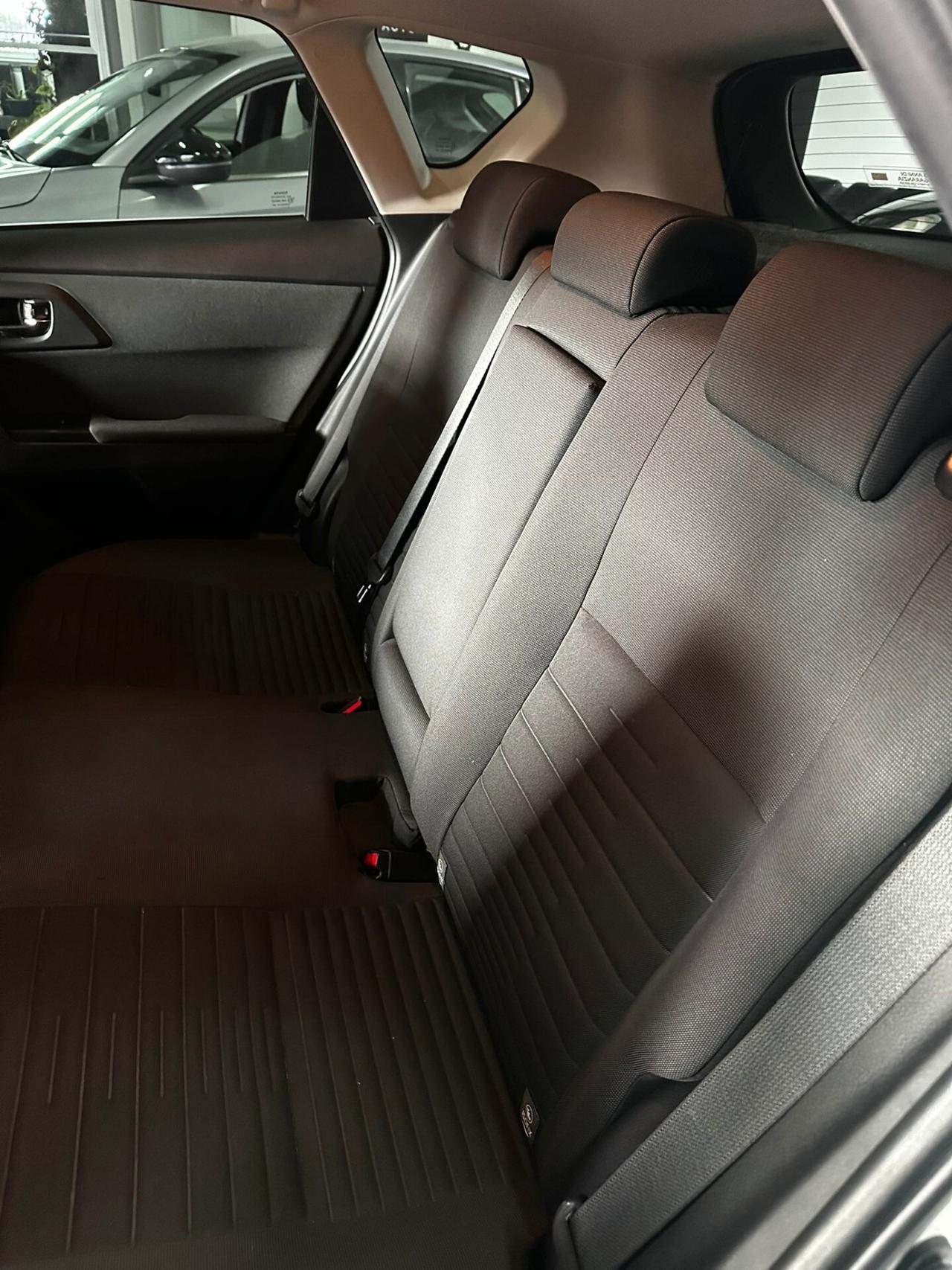 Toyota Auris 1.6 D-4D Lounge