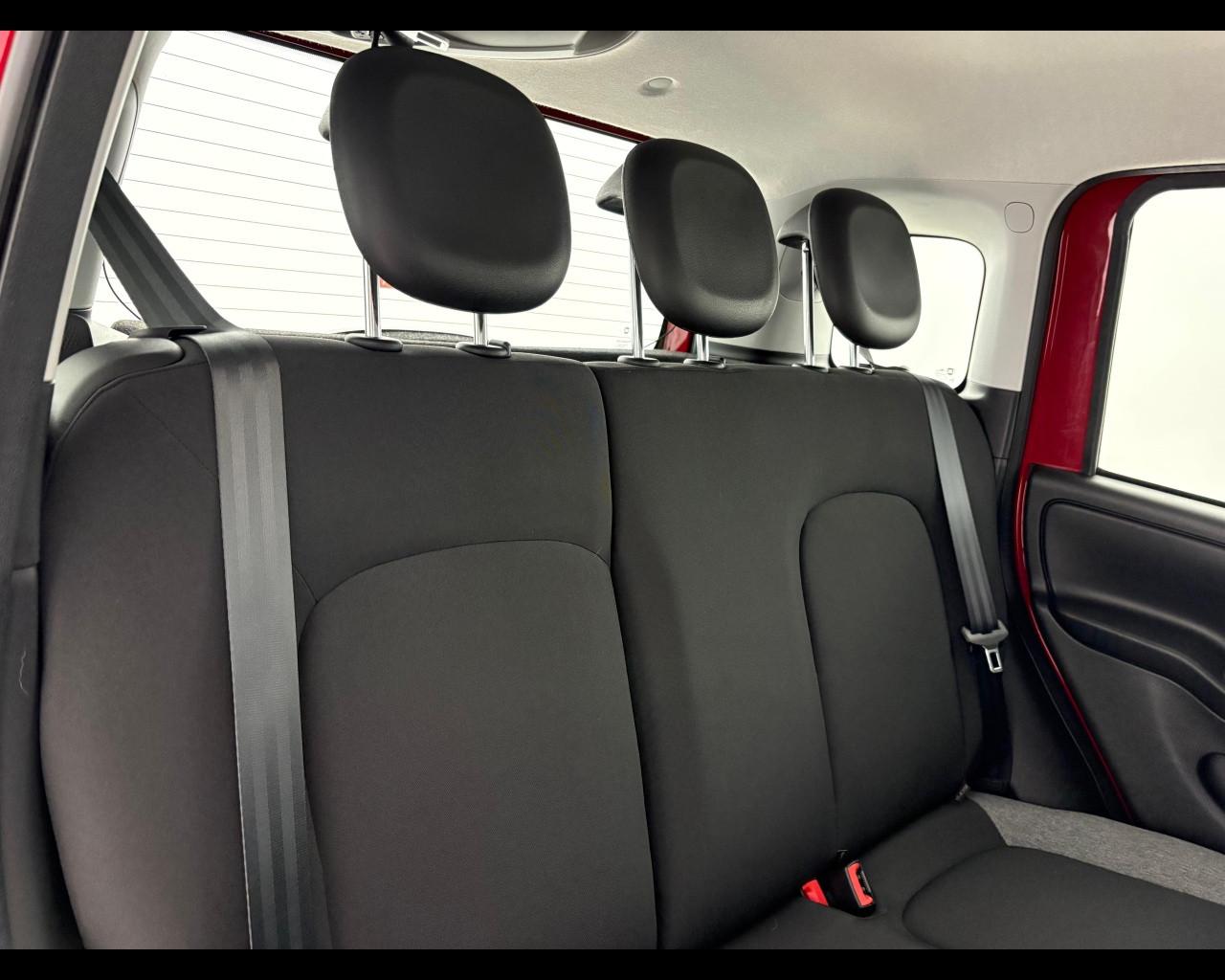 FIAT Panda 1.0 firefly hybrid City Cross s&s 70cv 5p.ti