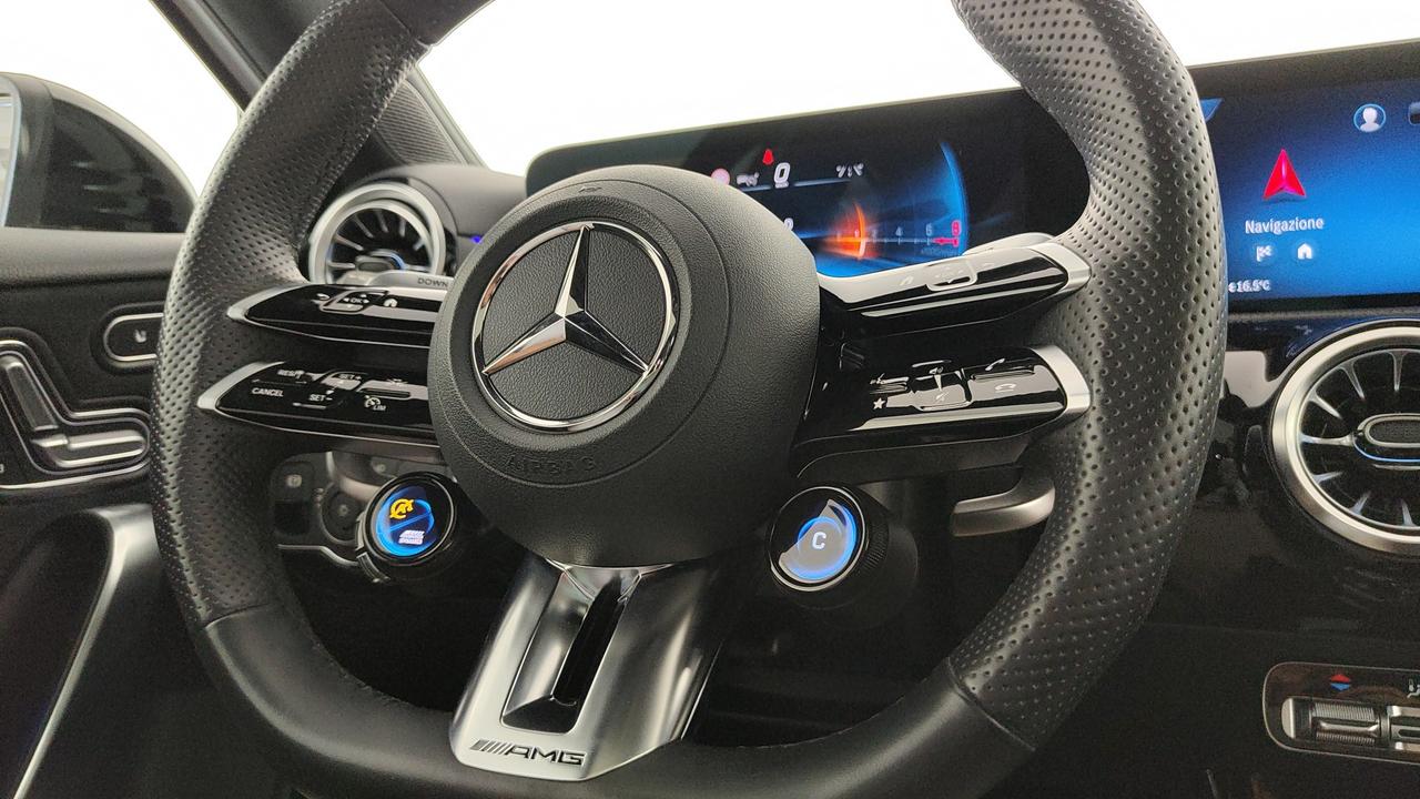 Mercedes-Benz Classe A - W177 2023 - A AMG 35 AMG Line Premium 4matic auto