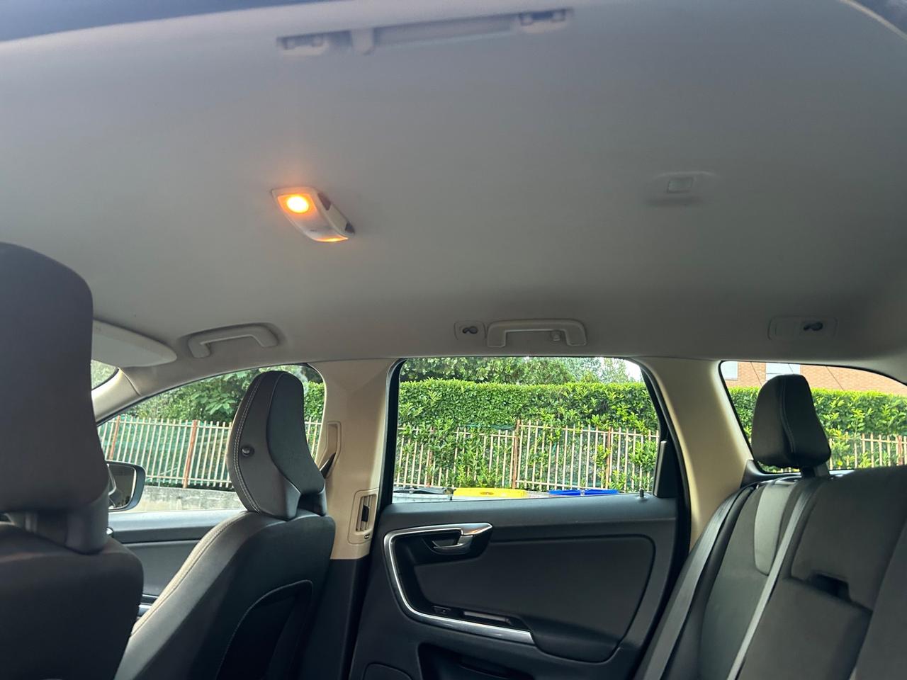 Volvo XC 60 XC60 D4 4X4 Geartronic Momentum