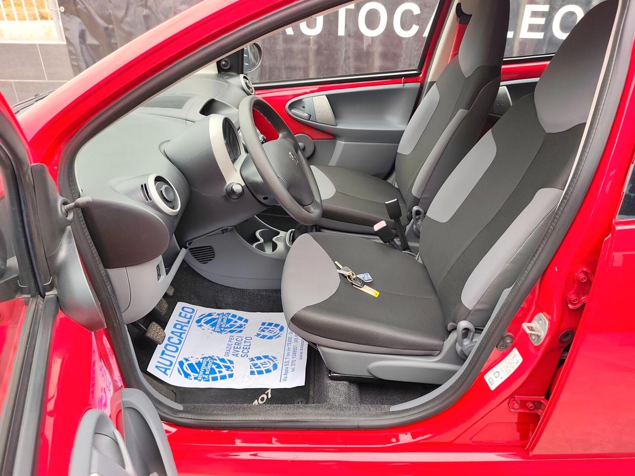 Peugeot 107 1.0 BENZINA Desir