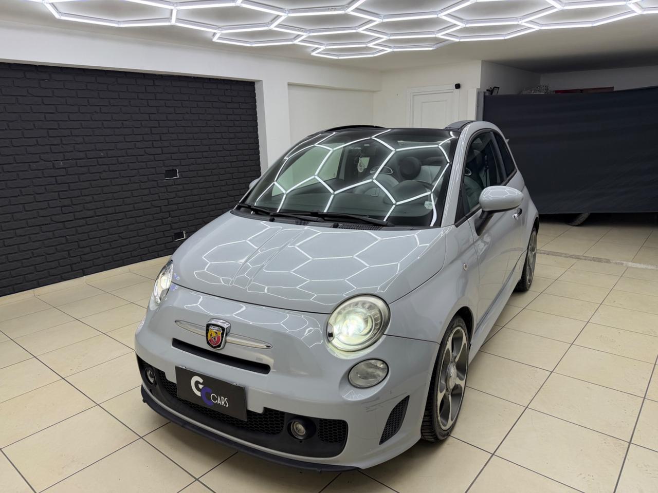 Abarth 500 C 1.4 Turbo T-Jet MTA