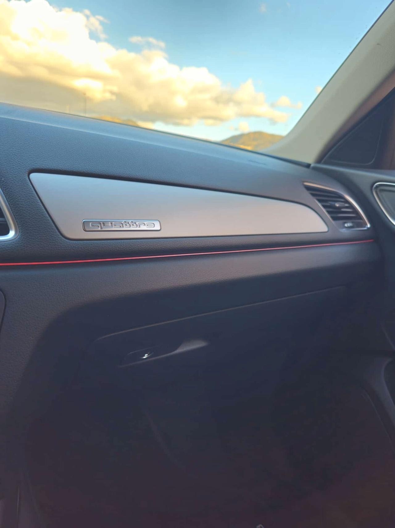 Audi Q3 2.0 TDI 150 CV quattro S tronic Sport