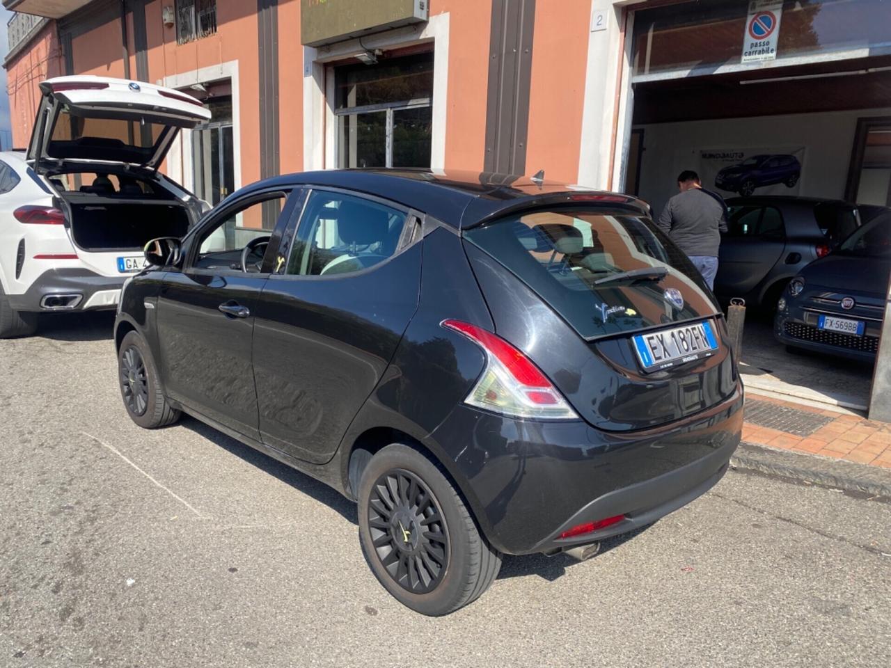 Lancia Ypsilon 1.2 69 CV 5 porte S&S Silver 2014