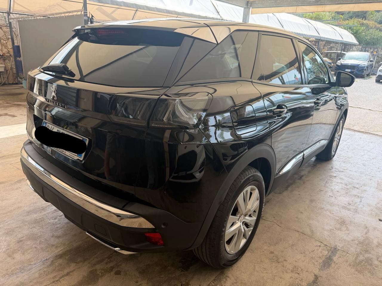 PEUGEOT 3008 2022 130CV ALLURE KIT 8MM GARANZIA 24 MESI