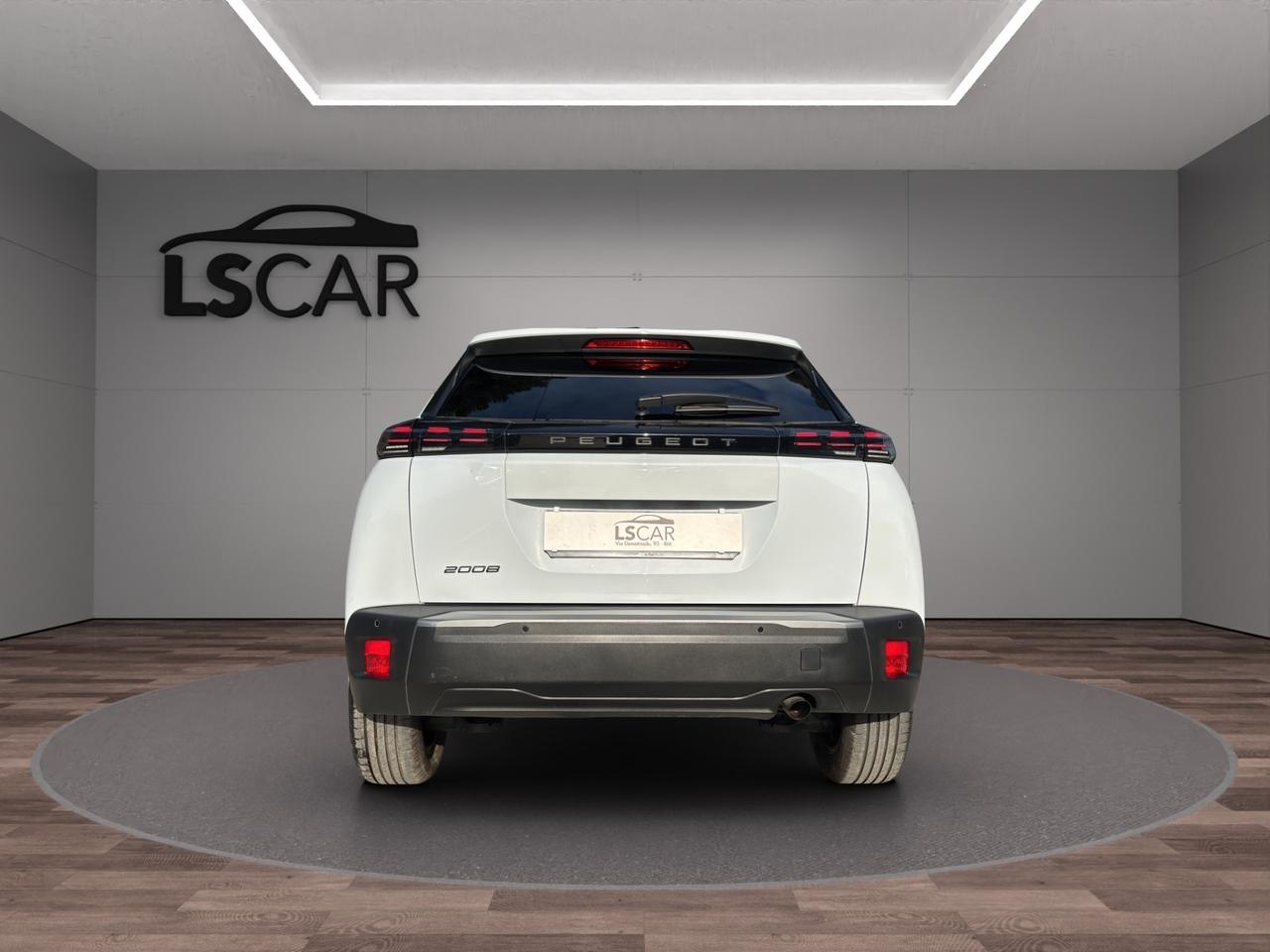 Peugeot - 2008 PureTech Allure - Unipro
