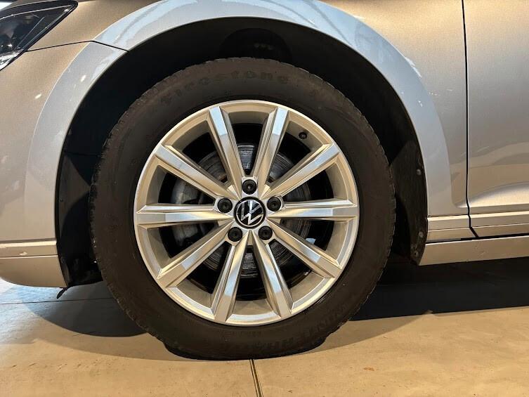 Volkswagen Passat Variant 2.0 TDI SCR EVO DSG 122cv