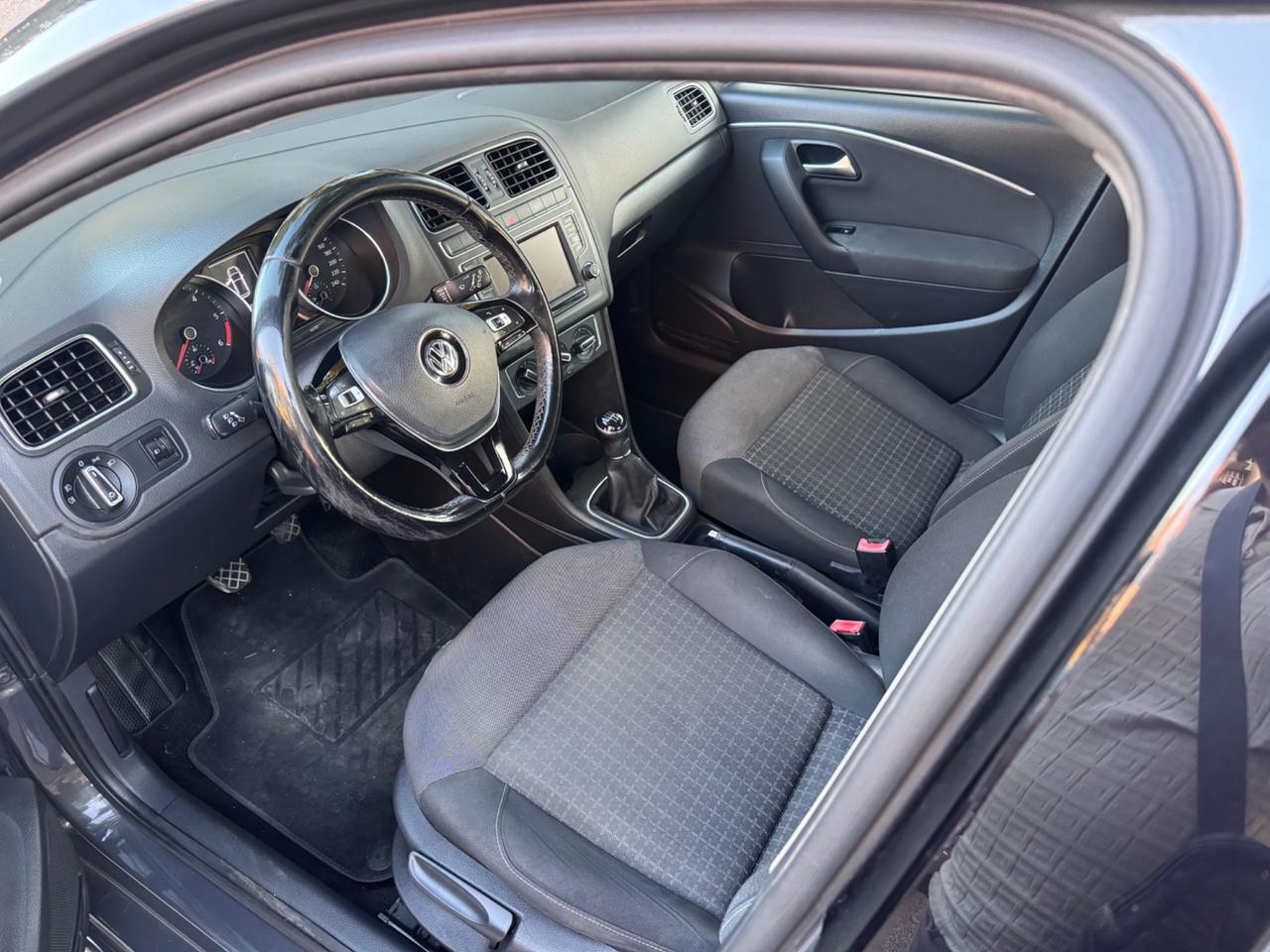 VW Polo 1.4 TDI 5 porte neopaten garanzia 12 mesi