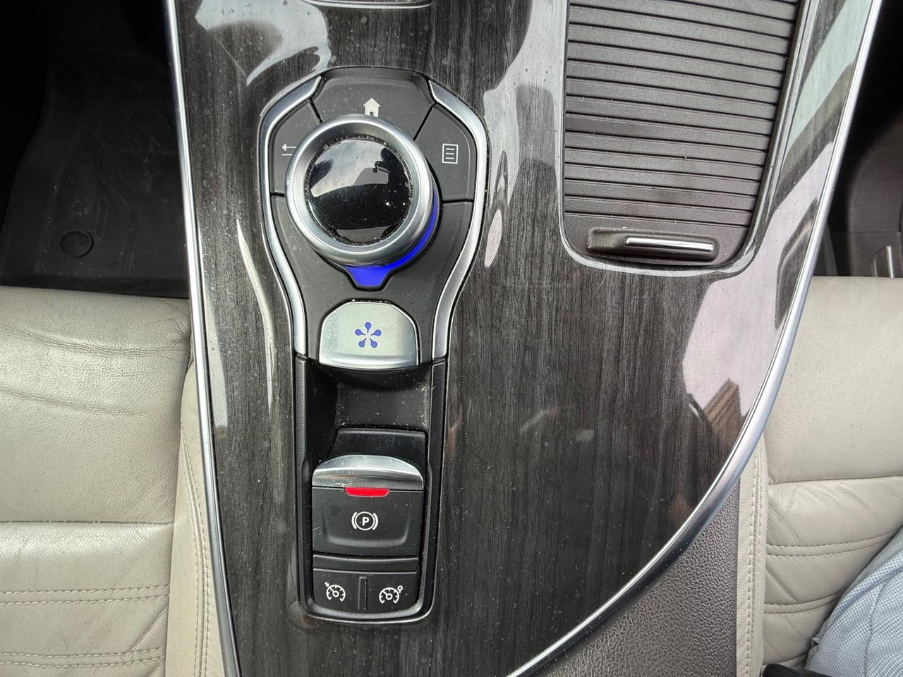 Renault Espace-7 Posti-Executive 4Control