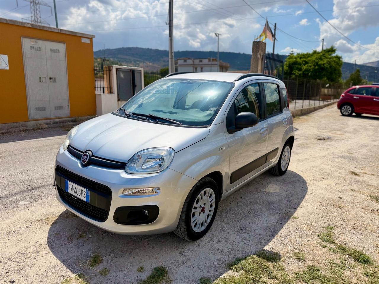 Fiat Panda 1.2 Connected by Wind