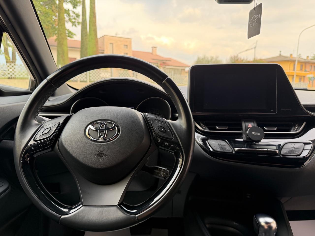 Toyota C-HR 1.8 Hybrid E-CVT Lounge