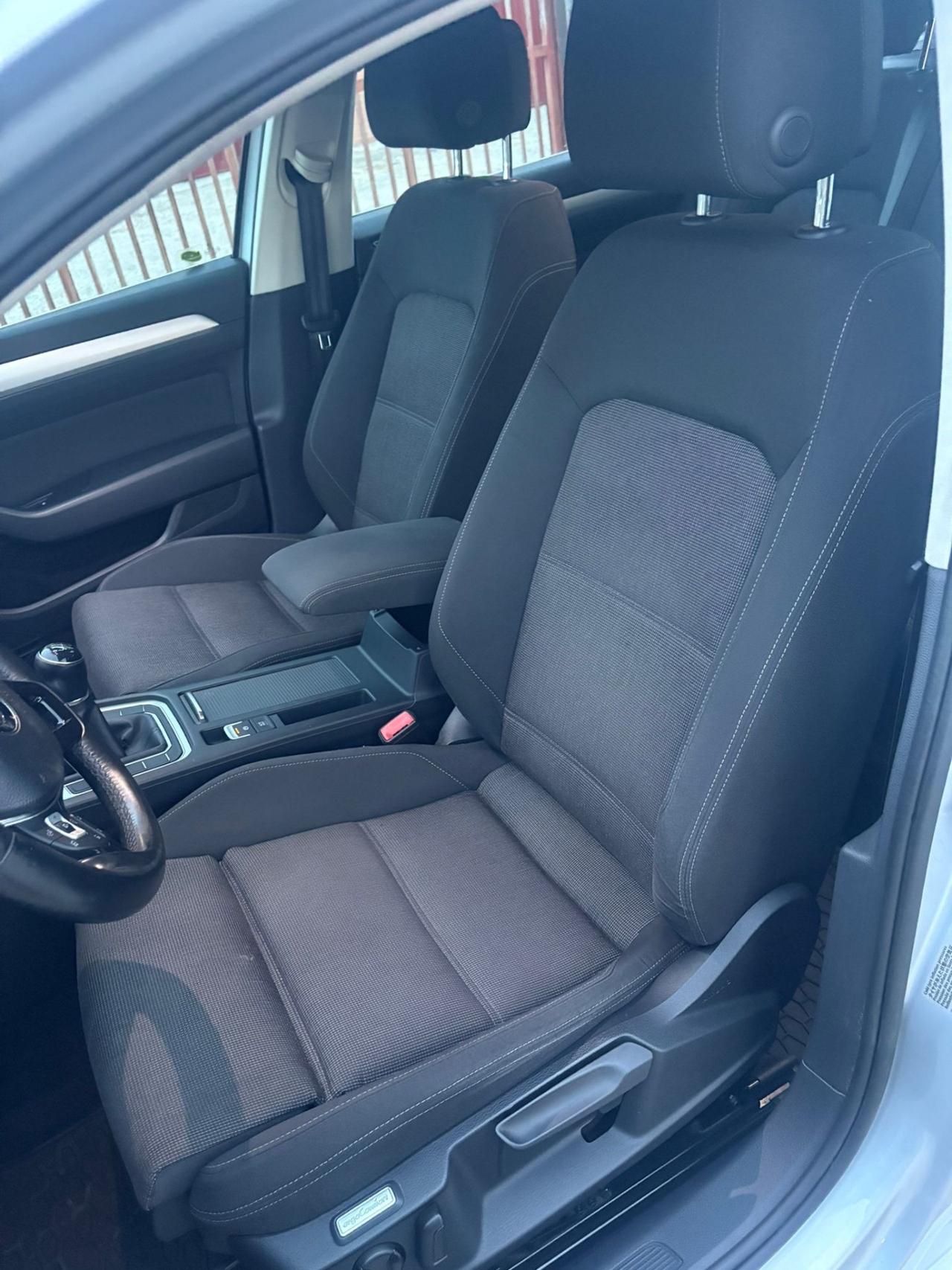 Volkswagen Passat Variant 1.6 TDI Business BlueMotion Technology