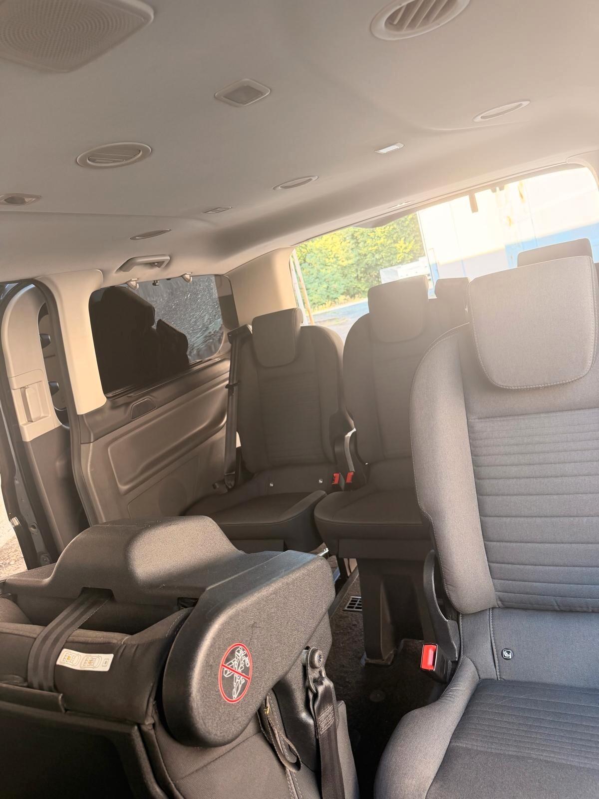 Ford Tourneo Custom 310 2.0 TDCi 130CV PC