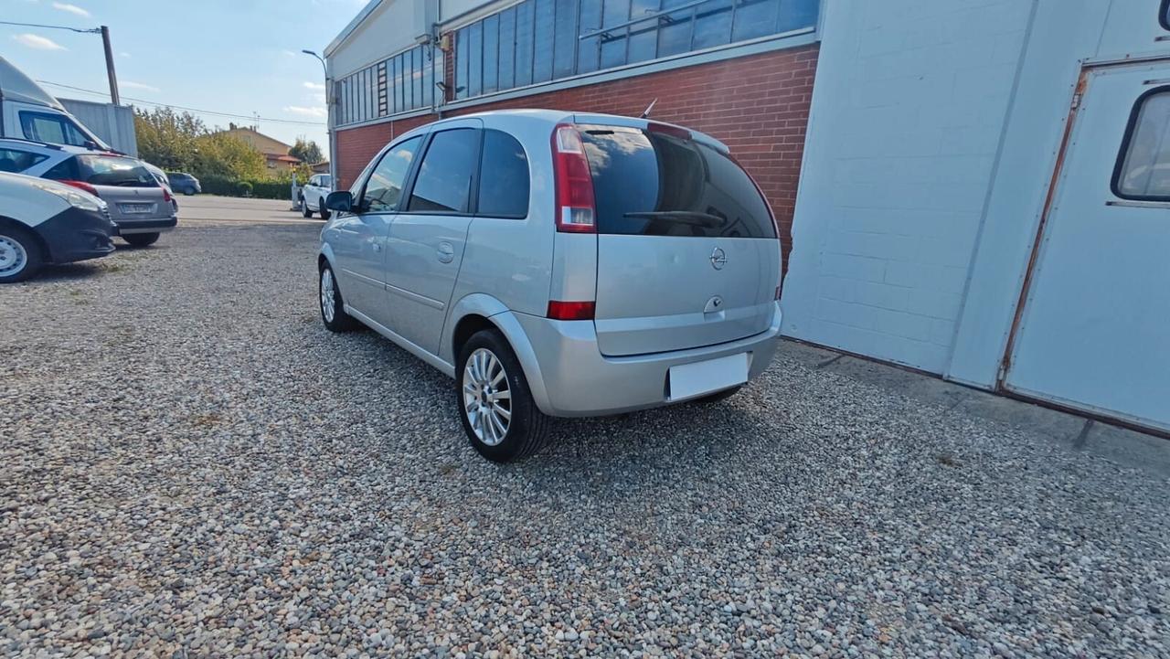 Opel Meriva 1.6 16V Cosmo