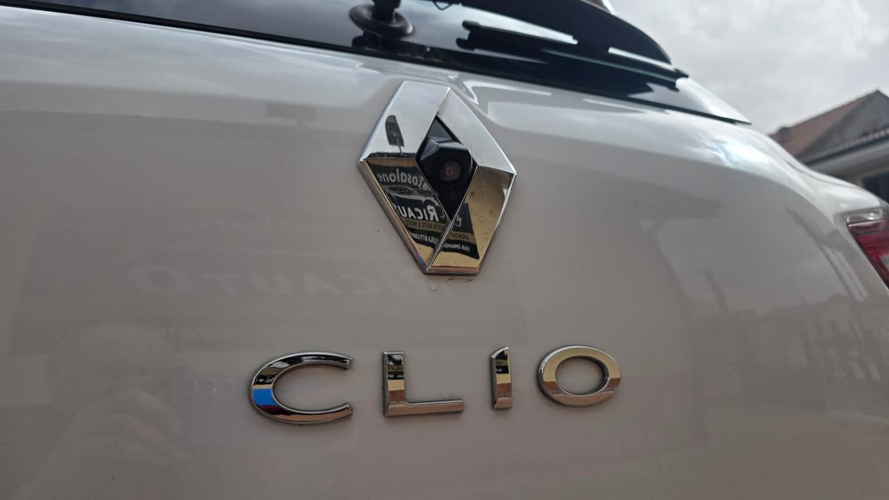 Renault Clio dCi 8V 90 CV EDC Start&Stop 5 porte Energy Duel