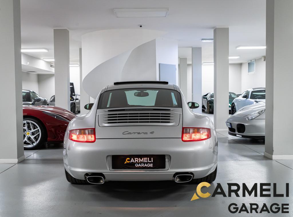 Porsche 911 V Carrera 997 2004 Coupe 997 Carrera 4 Coupé