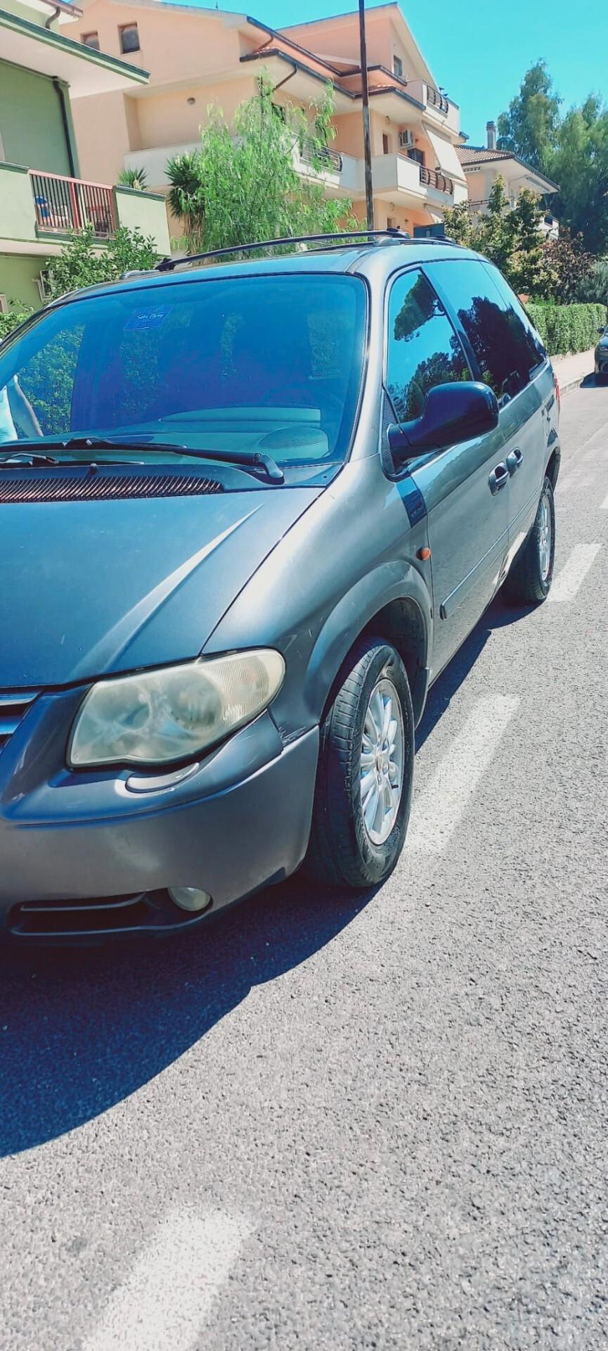 Chrysler Voyager 2.8 CRD cat LX Auto