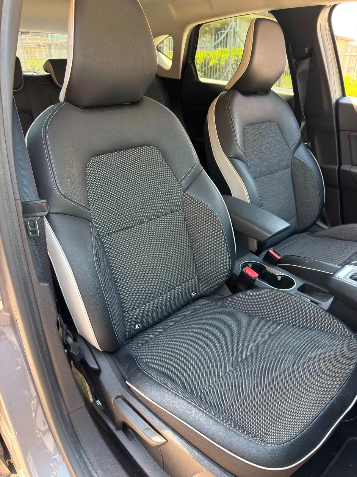 Renault Captur Mild Hybrid 140 CV