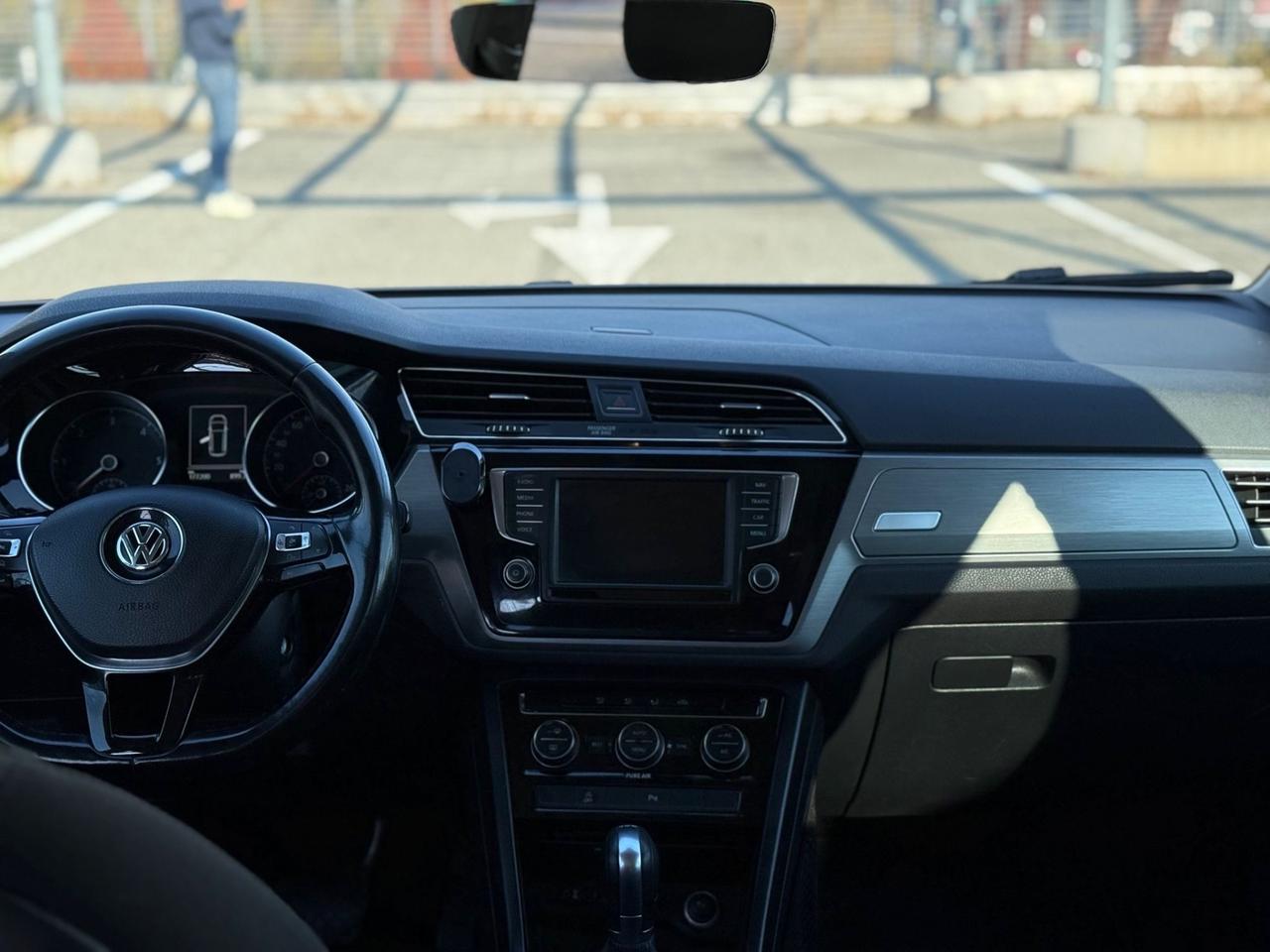 Volkswagen Touran 2.0 TDI 150 CV SCR DSG Executive BlueMotion Tech.