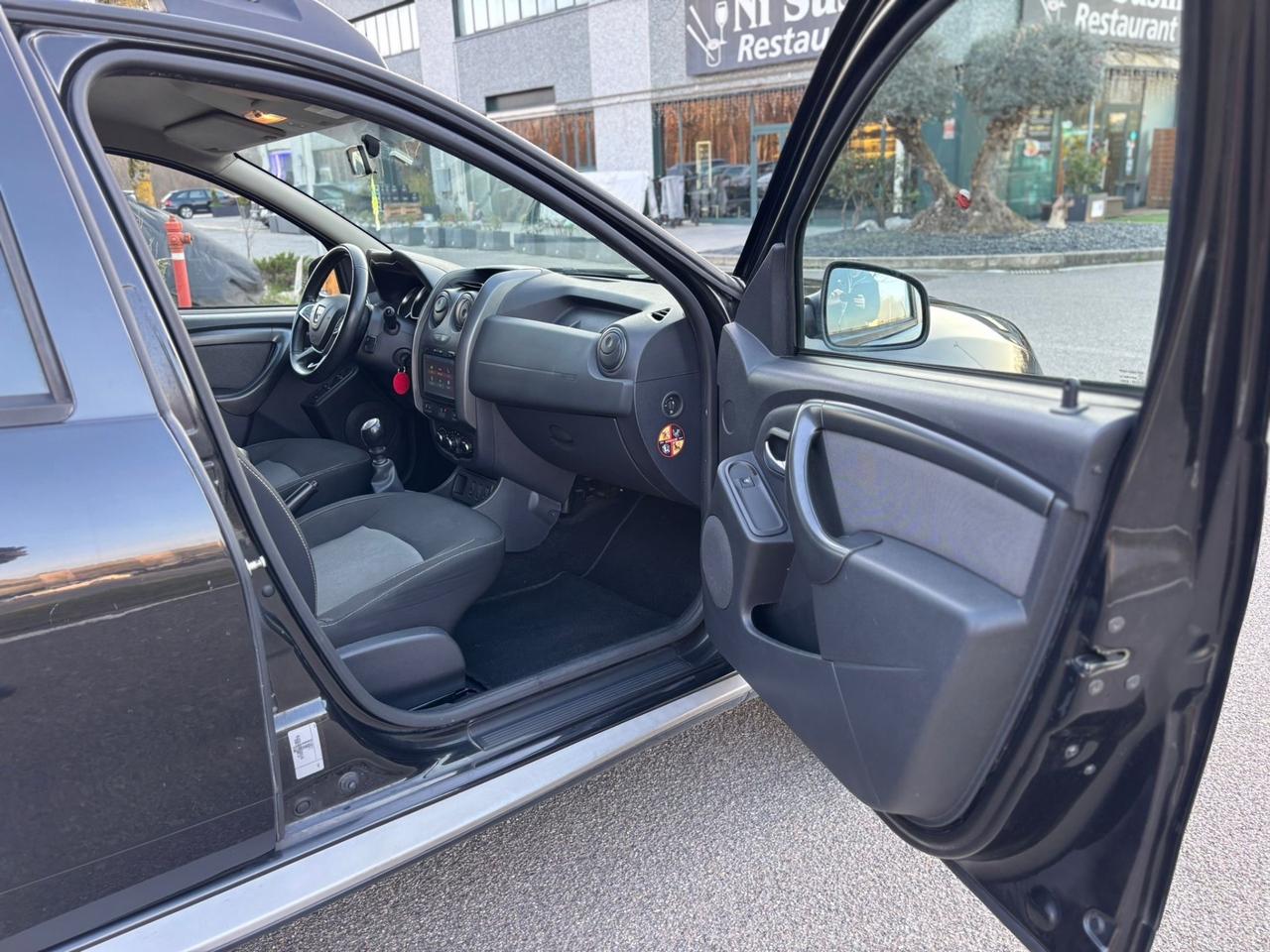 Dacia Duster 1.2 TCe 125CV S&S 4x2 Serie Limitata Black Shadow