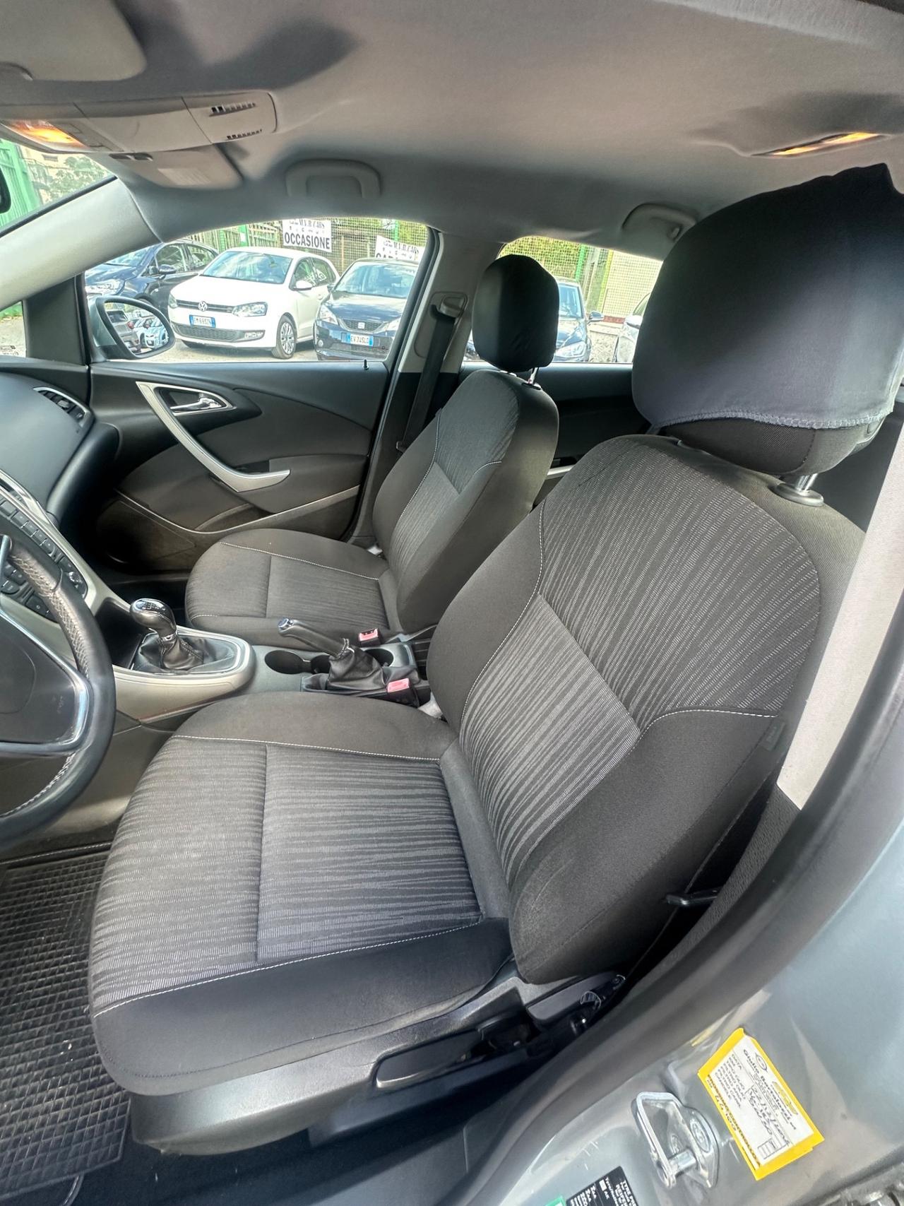 Opel Astra 1.4 100CV Sports Tourer Cosmo