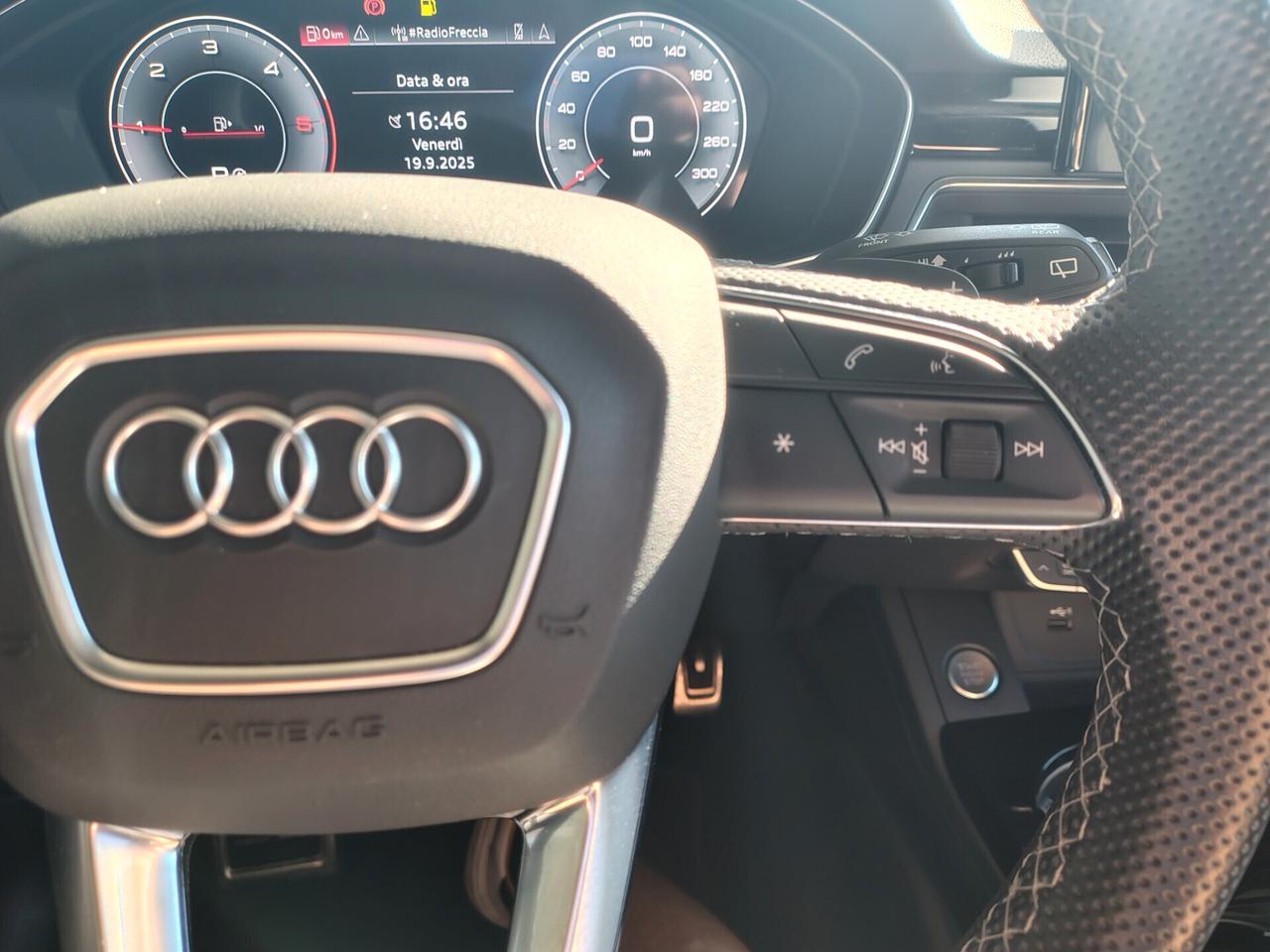 Audi A4 Avant 40 TDI S tronic line edition