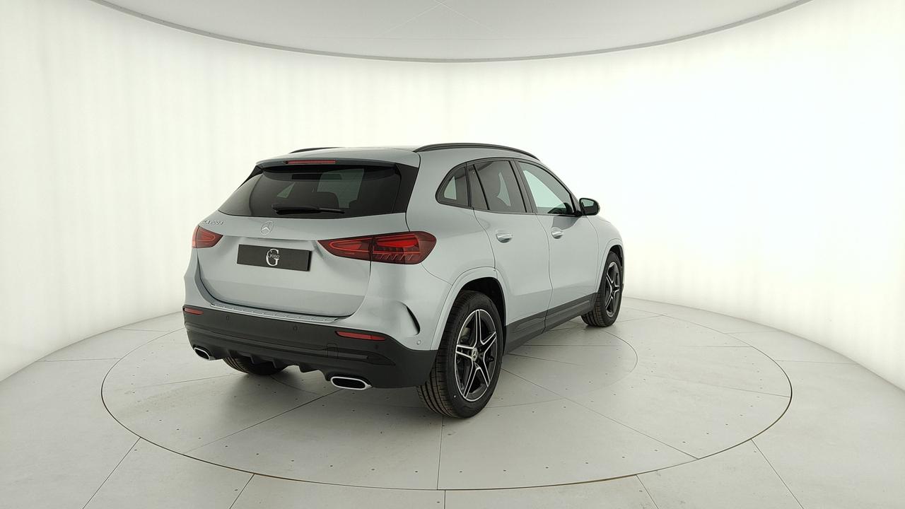 Mercedes-Benz GLA 200 d automatic