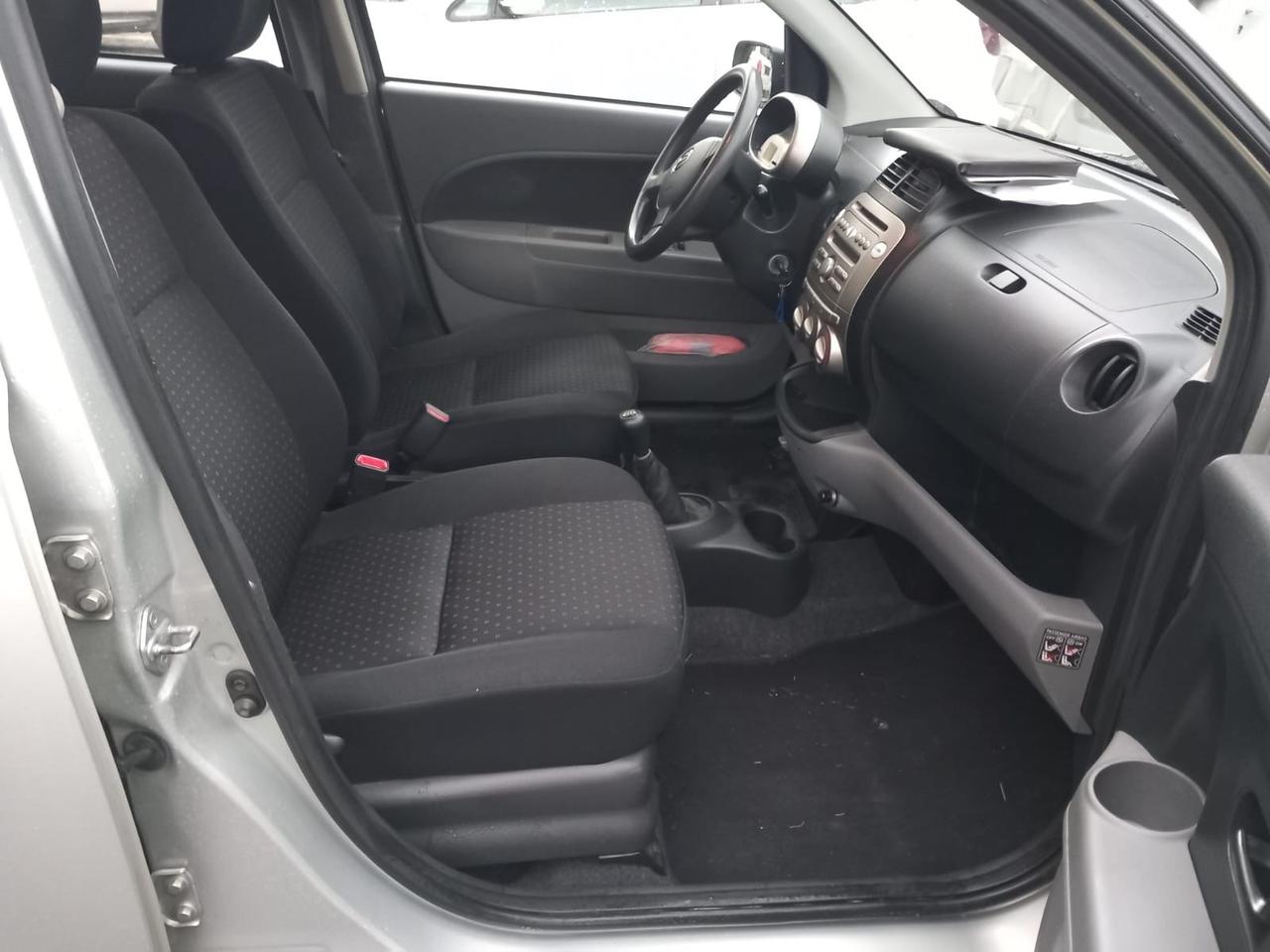 Daihatsu Sirion 1.0 Hiro