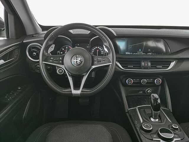 Alfa Romeo Stelvio 2.2 Turbodiesel 160 CV AT8 RWD Business