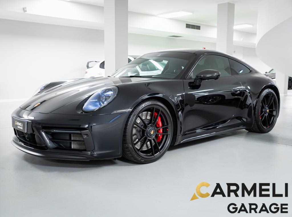 Porsche 911 992 4 GTS