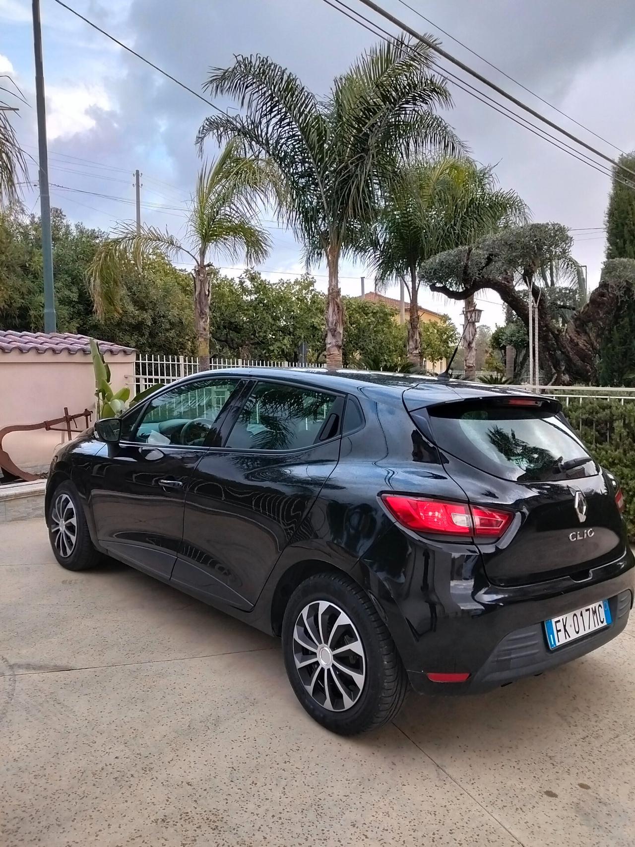Renault Clio 1.2 75CV 5 porte Life