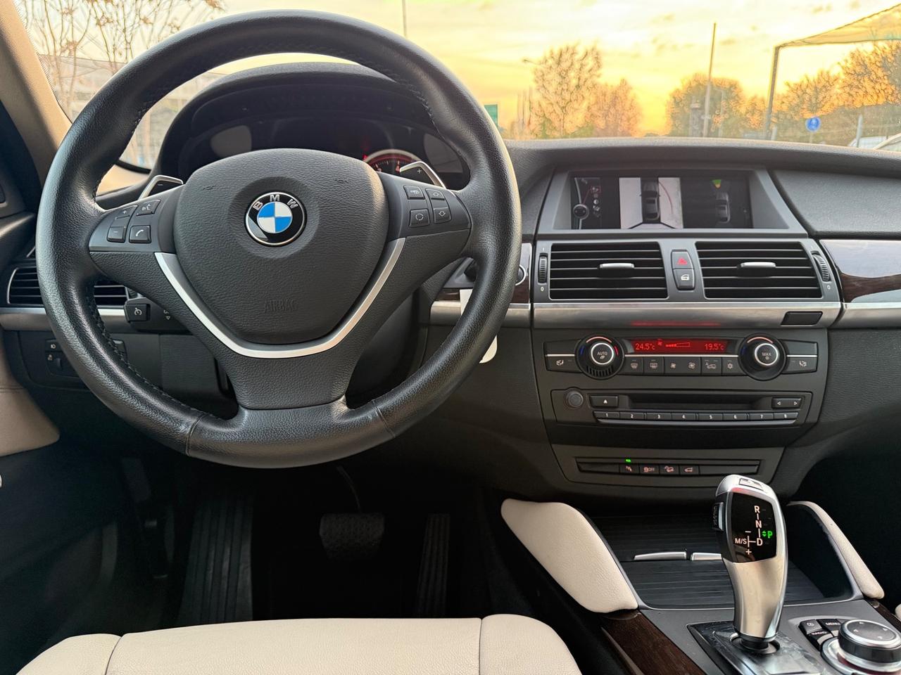Bmw X6 xDrive35i Futura auto 8m Uniprop Top