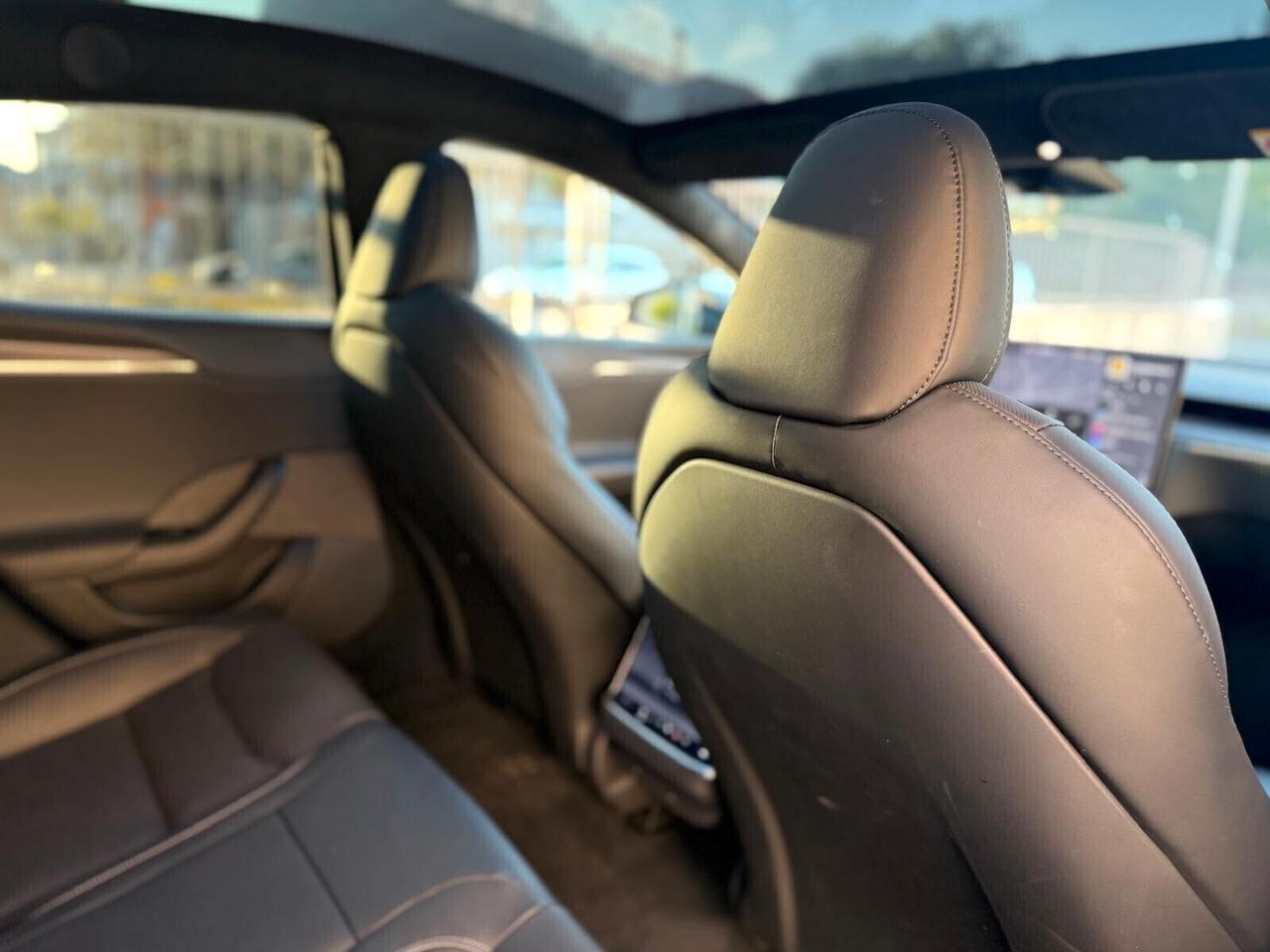 Tesla Model S 1020 cavalli Plaid