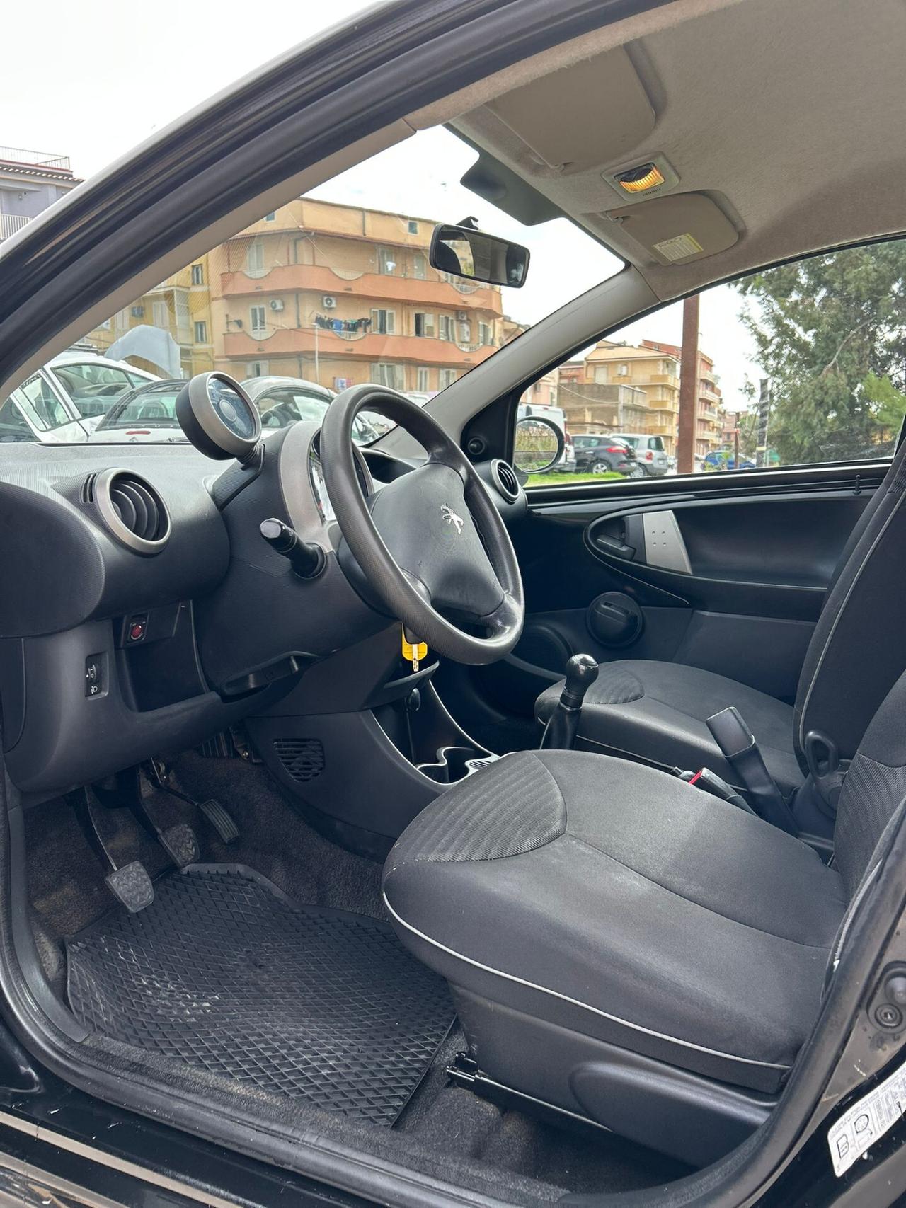 Peugeot 107 1.0 68CV 5p. Urban Move