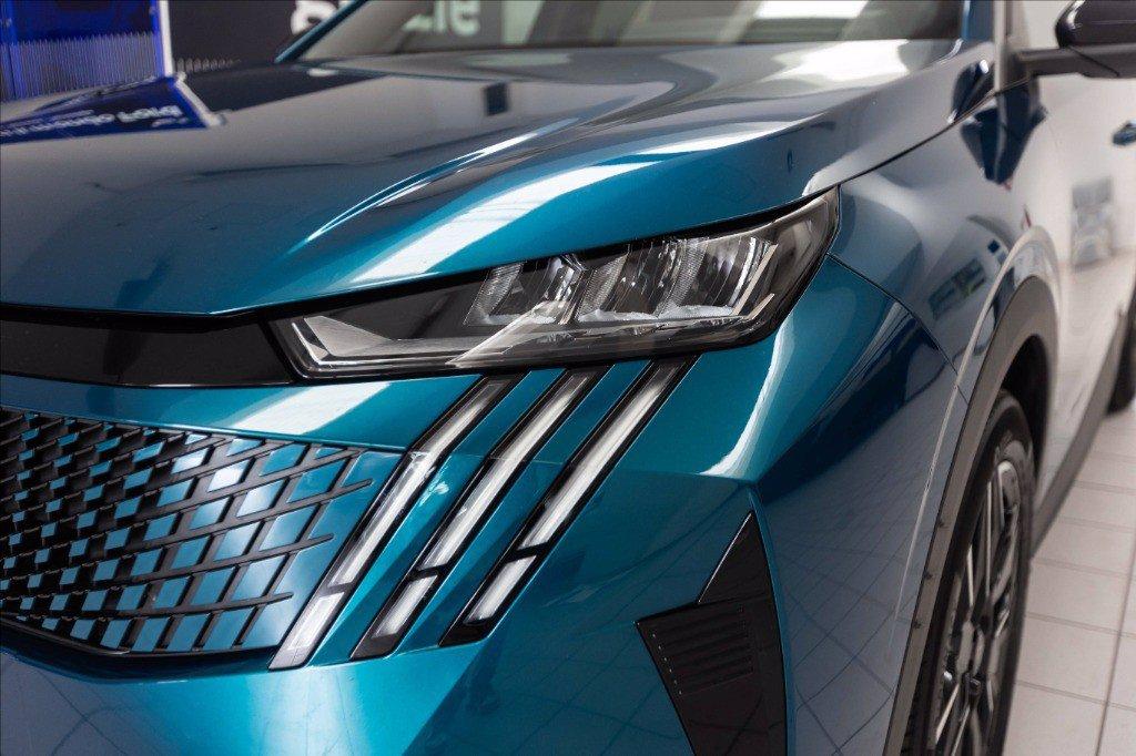 PEUGEOT 3008 1.2 hybrid Allure 145cv e-dcs6 del 2025