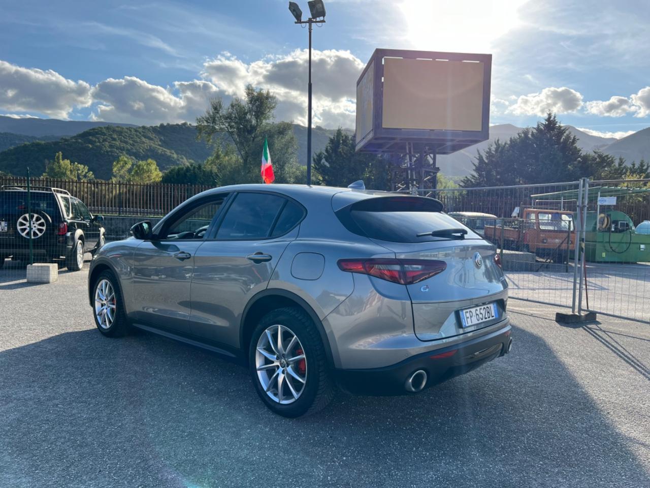 Alfa Romeo Stelvio 2.2 Turbodiesel 180 CV AT8 RWD Business