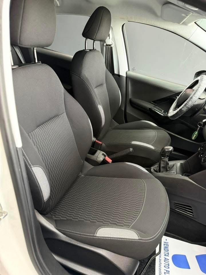 Peugeot 208 1.6 BlueHDi 75 CV Allure 2017