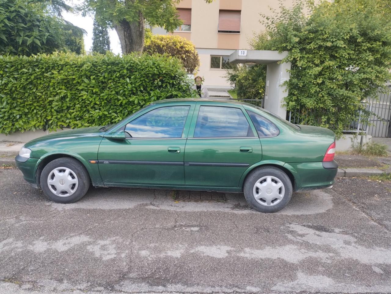 Opel Vectra 1.6 GPL