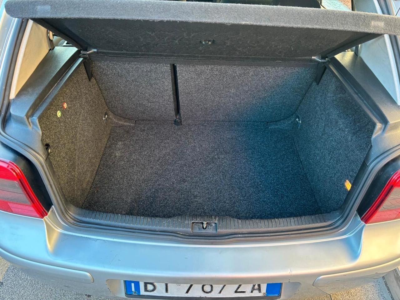 VOLKSWAGEN GOLF 1.9 130 CV