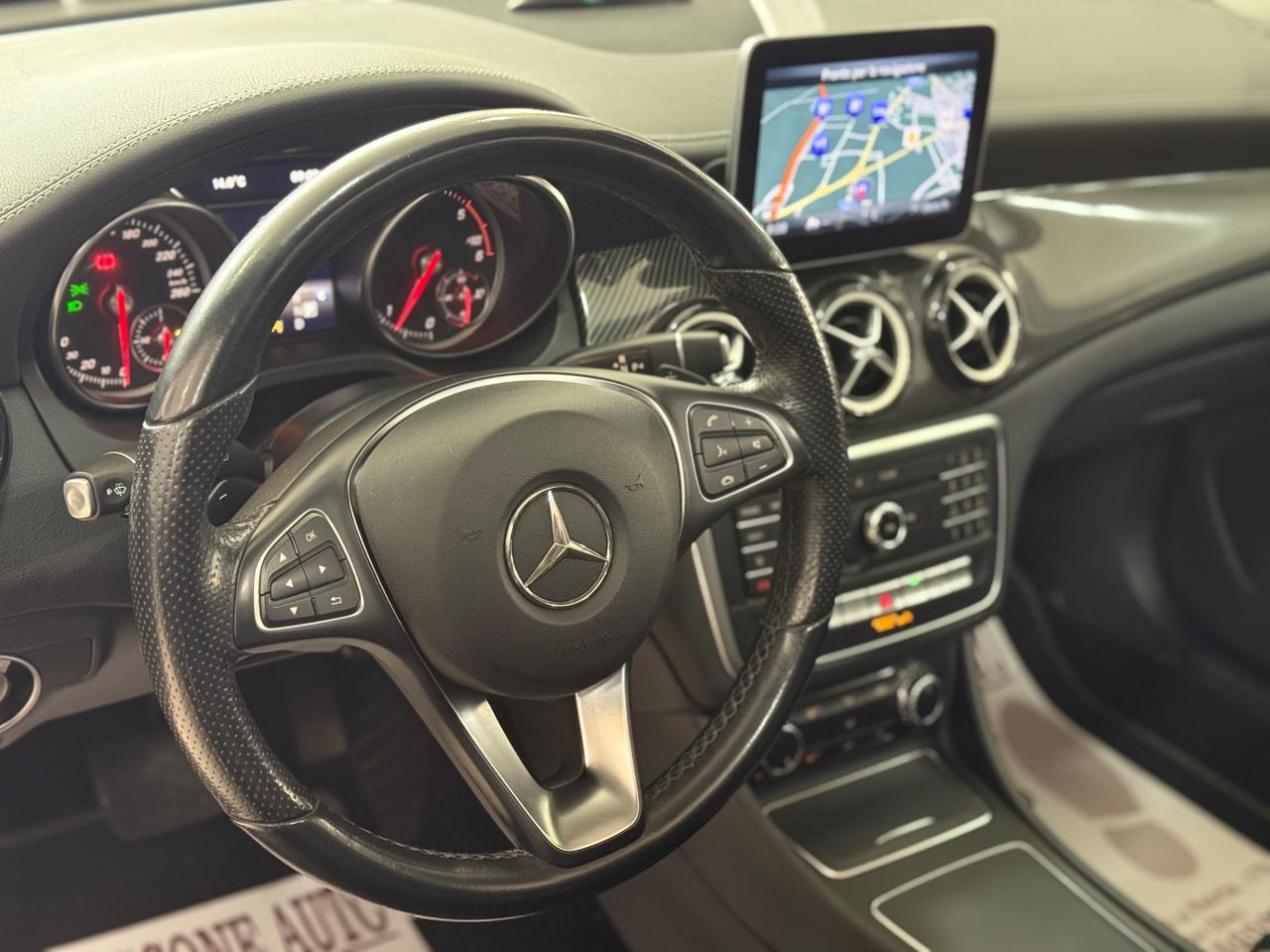 Mercedes cla 200 premium 2018