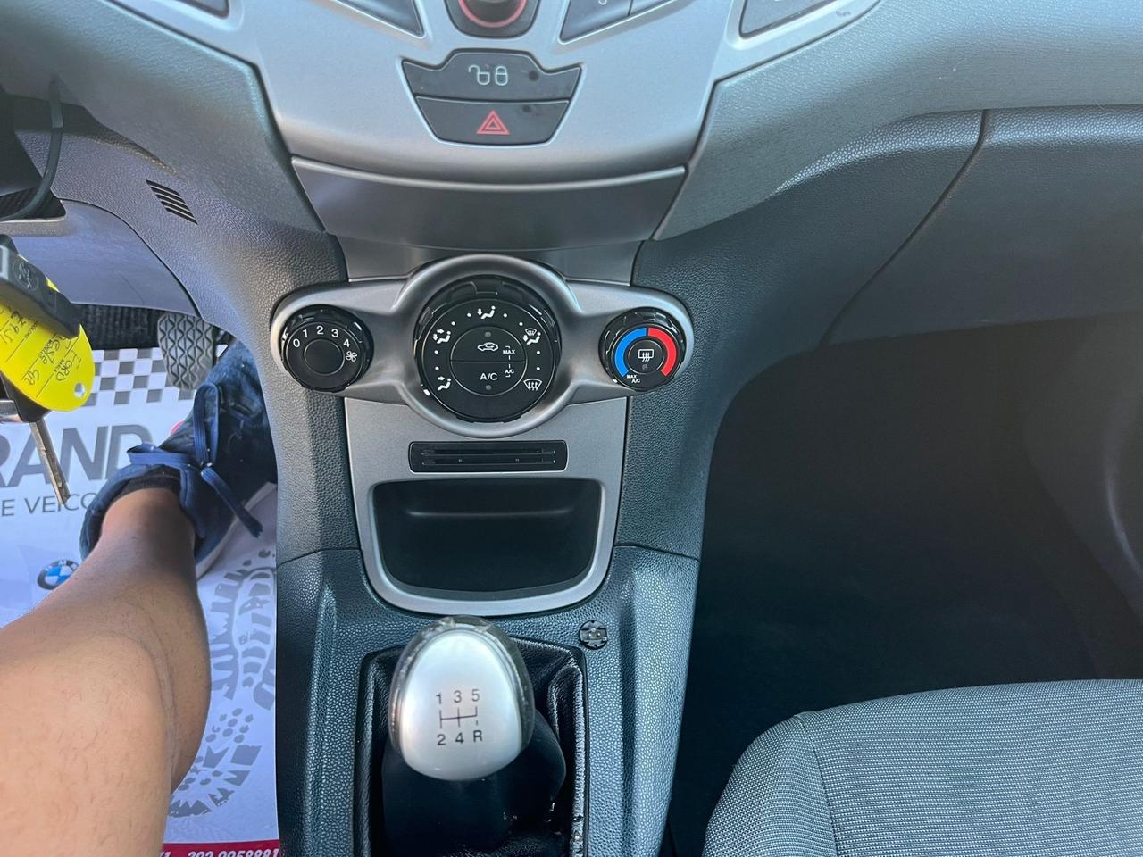Ford Fiesta 1.4 5 porte Bz.- GPL Titanium Unipro 2011