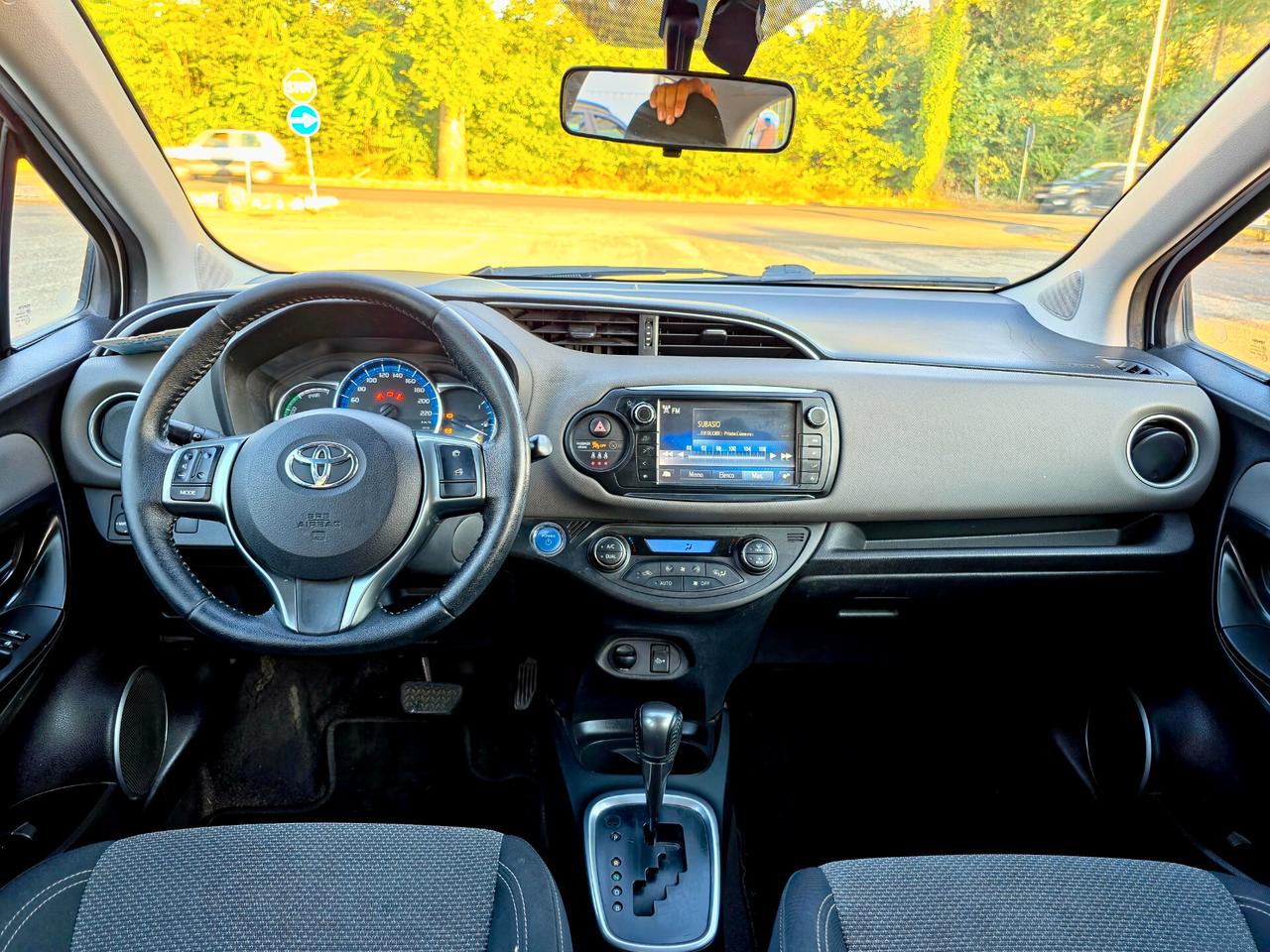 Toyota Yaris 1.5 Hybrid 5 porte Active 2016-E6B Automatico NEO